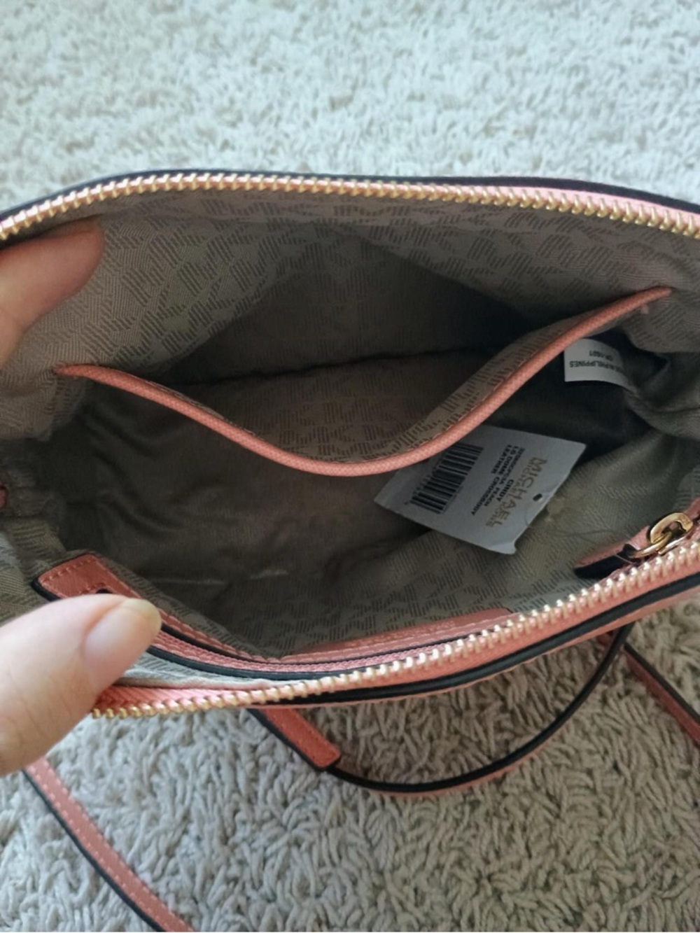 NWT Michael Kors Cindy Dome Leather Crossbody Peach - Picture 14 of 16